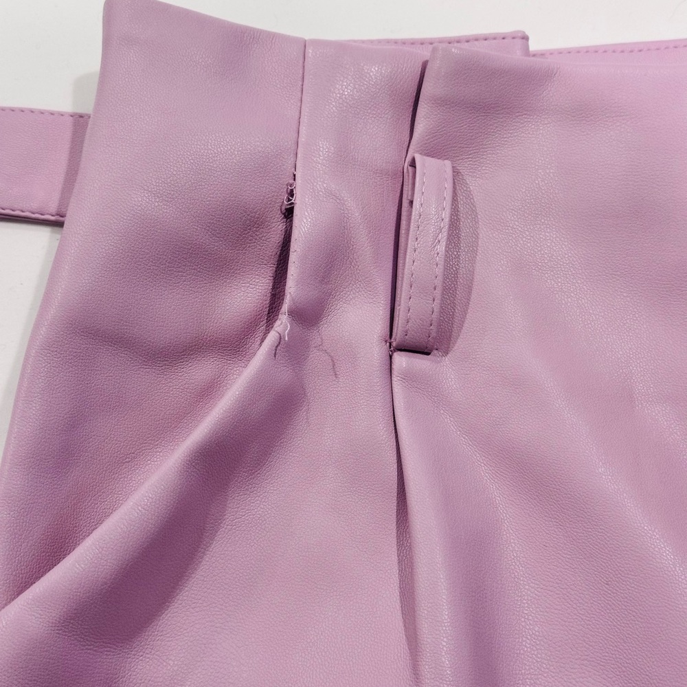 High-Waisted Pink Faux Leather Tapered Pants with Belt - Picture 8 of 9